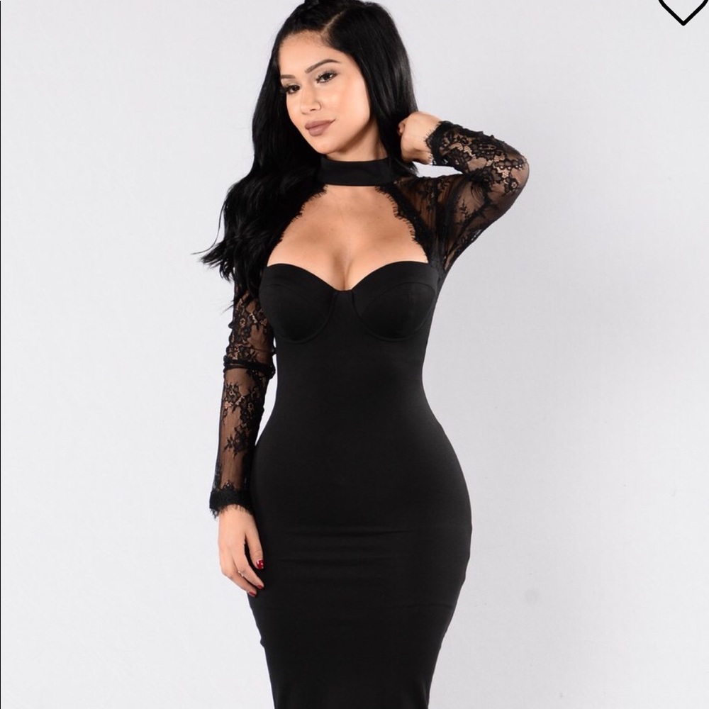 Fashion Nova Dress  (The Case Of Lace Dress)